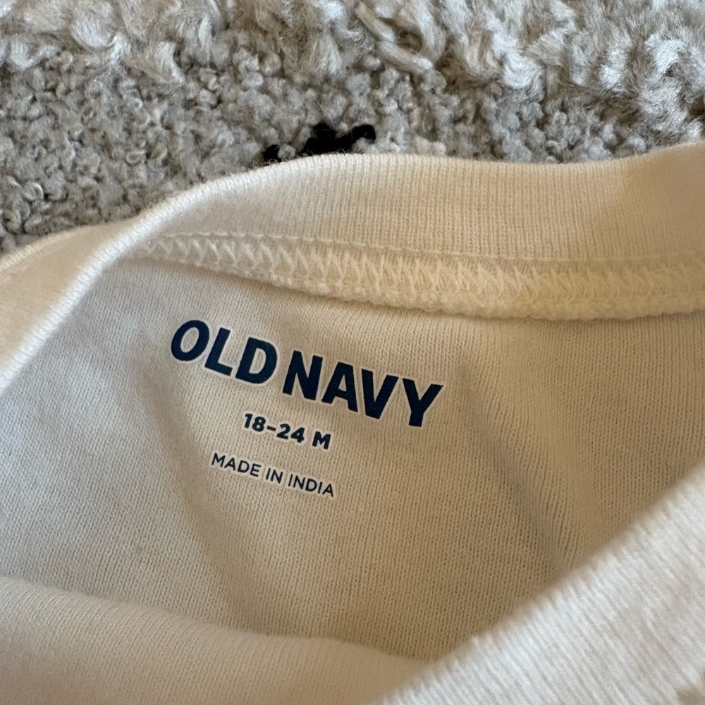 🐻 OLD NAVY RACE CAR PAJAMA - Picture 4 of 5
